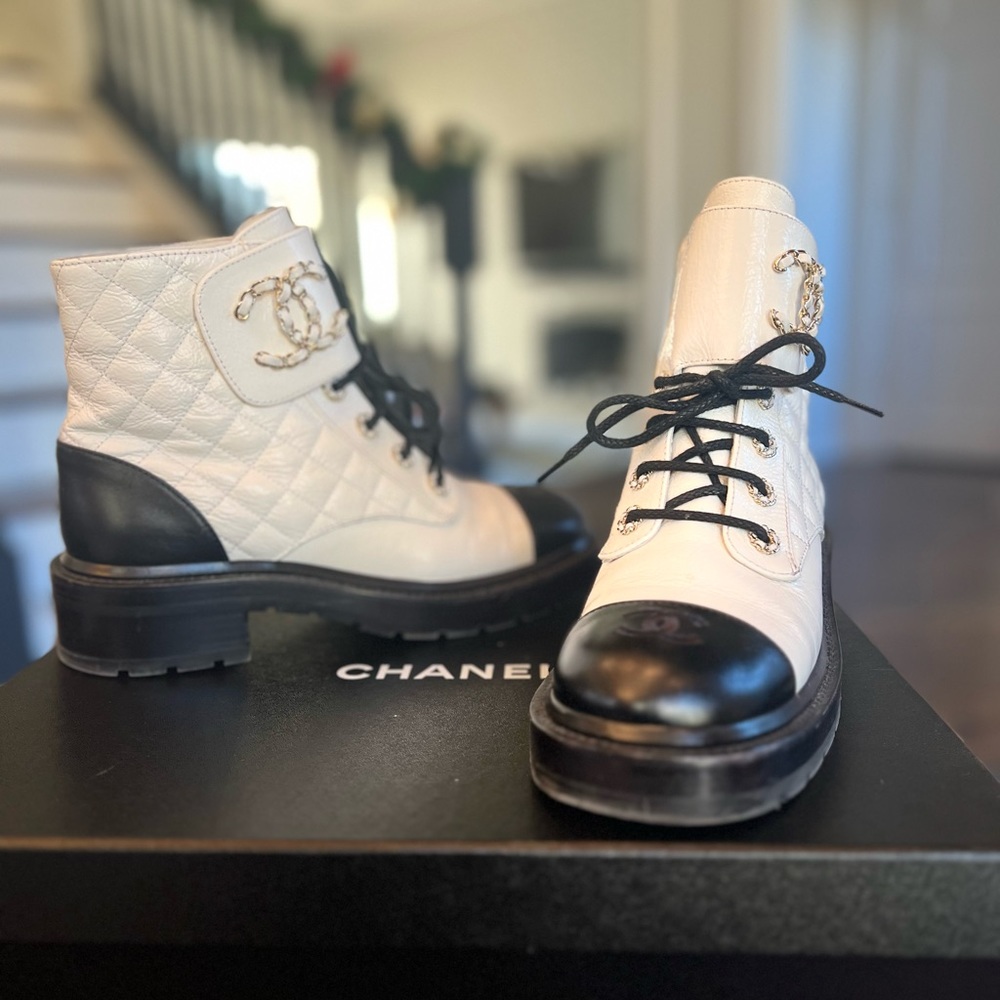 Chanel black and white hiking boots - Size 39.5
